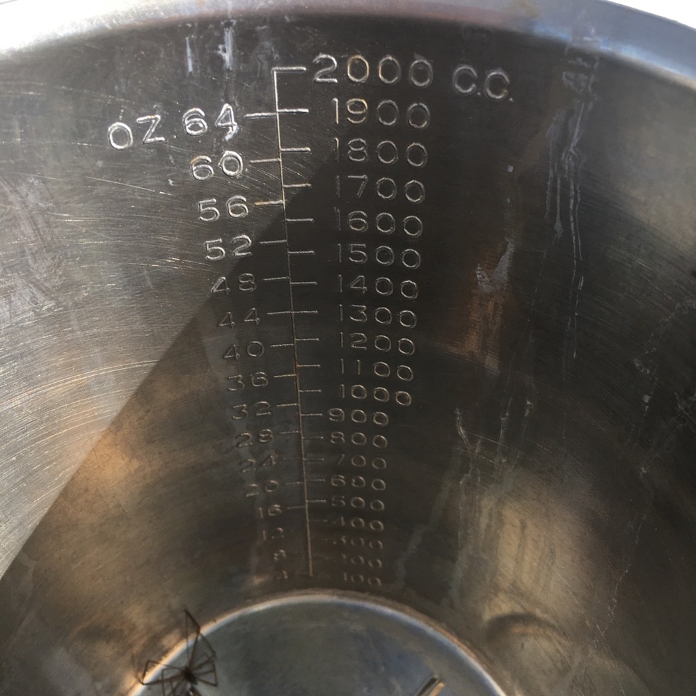 Vintage Vollrath Stainless Steel Measuring Pitcher - Picture 2 of 4
